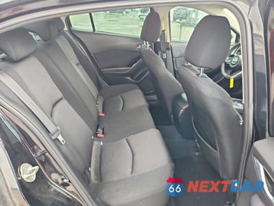 Zdjęcie 10 z 12 samochodu: 2018 MAZDA 3 SPORT VIN:3MZBN1U72JM192220 - miniatura