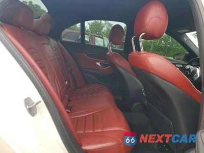 Zdjęcie 10 z 12 samochodu: 2019 MERCEDES-BENZ C 300 4MATIC VIN:55SWF8EB2KU302278 - miniatura