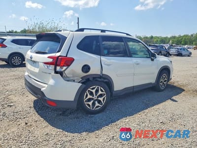 Trzecie zdjęcie samochodu z tyłu: 2020 SUBARU FORESTER PREMIUM VIN:JF2SKAJC7LH430262 - miniatura