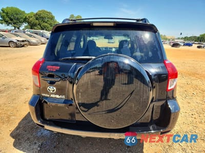 Zdjęcie 6 z 13 samochodu: 2006 TOYOTA RAV4 BASE VIN:JTMZD33V365000929 - miniatura