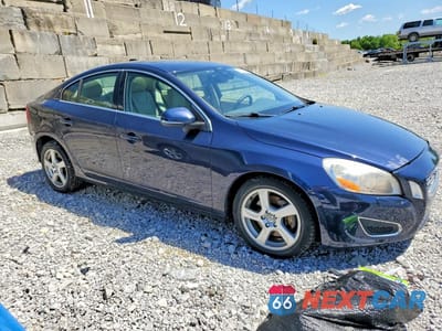 Czwarte zdjęcie samochodu z boku: 2013 VOLVO S60 T5 VIN:YV1612FH8D2192059 - miniatura