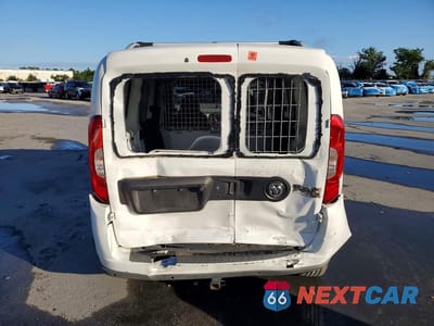 Zdjęcie 6 z 13 samochodu: 2016 RAM PROMASTER CITY SLT VIN:ZFBERFBT1G6B50069 - miniatura