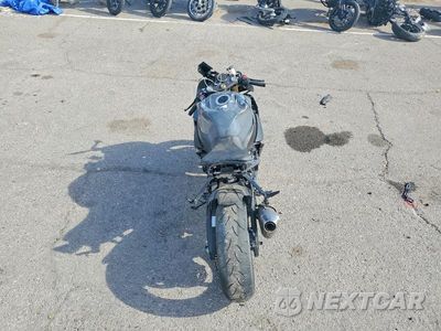 Zdjęcie 6 z 9 samochodu: 2025 SUZUKI GSX-R750 VIN:JS1GR7MAXS7101356 - miniatura
