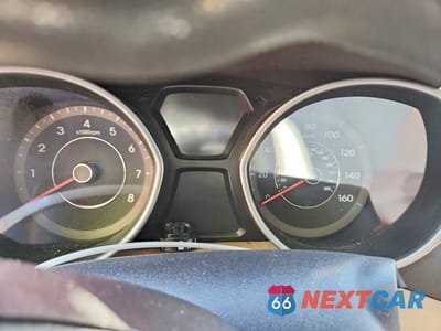 Zdjęcie 9 z 13 samochodu: 2011 HYUNDAI ELANTRA GLS VIN:5NPDH4AE7BH035586 - miniatura