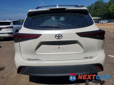 Zdjęcie 6 z 13 samochodu: 2021 TOYOTA HIGHLANDER XLE VIN:5TDGZRBH2MS130974 - miniatura