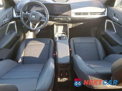 Zdjęcie 8 z 13 samochodu: 2025 BMW X1 XDRIVE28I VIN:WBX73EF01S5361725 - miniatura