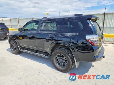 Drugie zdjęcie samochodu z przodu: 2020 TOYOTA 4RUNNER SR5 VIN:JTEZU5JR2L5228056 - miniatura