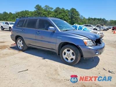 Czwarte zdjęcie samochodu z boku: 2005 TOYOTA HIGHLANDER LIMITED VIN:JTEDP21A850078559 - miniatura