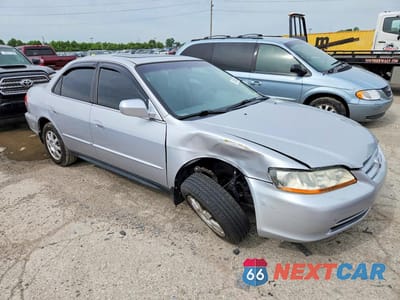 Czwarte zdjęcie samochodu z boku: 2002 HONDA ACCORD SE VIN:1HGCG56762A019256 - miniatura