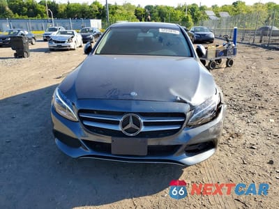 Piąte zdjęcie samochodu w środku: 2018 MERCEDES-BENZ C 300 4MATIC VIN:WDDWF4KB6JR311451 - miniatura