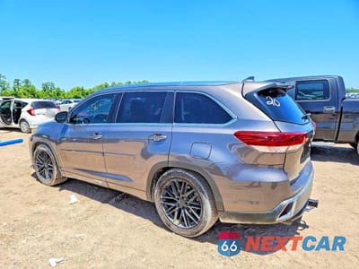 Drugie zdjęcie samochodu z przodu: 2017 TOYOTA HIGHLANDER LIMITED VIN:5TDYZRFH3HS203225 - miniatura