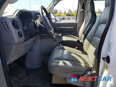 Zdjęcie 7 z 13 samochodu: 2011 FORD ECONOLINE E150 VAN VIN:1FTNE1EWXBDA23839 - miniatura