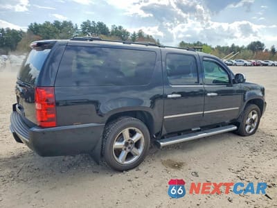 Trzecie zdjęcie samochodu z tyłu: 2013 CHEVROLET SUBURBAN K1500 LTZ VIN:1GNSKKE75DR252839 - miniatura