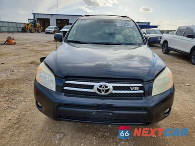 Piąte zdjęcie samochodu w środku: 2007 TOYOTA RAV4 LIMITED VIN:JTMBK31V676017620 - miniatura