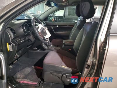 Zdjęcie 7 z 13 samochodu: 2011 KIA SORENTO LX VIN:5XYKT4A1XBG065580 - miniatura