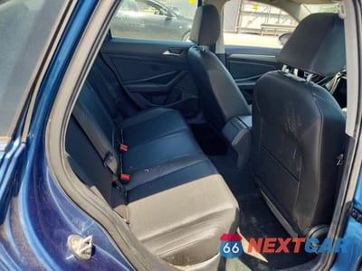 Zdjęcie 10 z 12 samochodu: 2019 VOLKSWAGEN JETTA S VIN:3VWCB7BU2KM164640 - miniatura