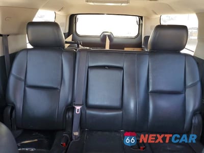 Zdjęcie 10 z 13 samochodu: 2014 CHEVROLET SUBURBAN C1500 LTZ VIN:1GNSCKE08ER149089 - miniatura