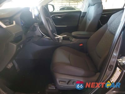 Zdjęcie 7 z 13 samochodu: 2025 TOYOTA RAV4 HYBRID XLE VIN:4T3RWRFV0SU186540 - miniatura