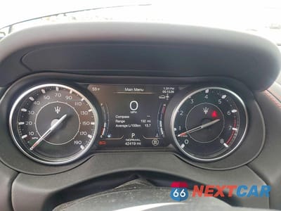 Zdjęcie 9 z 13 samochodu: 2022 MASERATI LEVANTE BASE VIN:ZN661XUA9NX397160 - miniatura