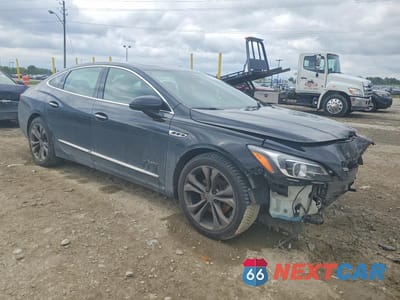 Czwarte zdjęcie samochodu z boku: 2019 BUICK LACROSSE AVENIR VIN:1G4ZV5SS9KU103686 - miniatura