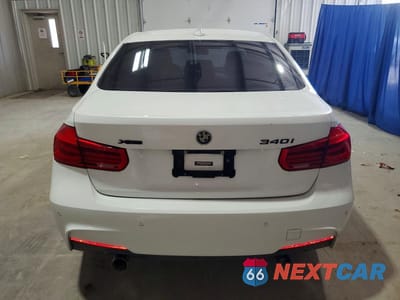 Zdjęcie 6 z 12 samochodu: 2017 BMW 340 XI VIN:WBA8B7C32HA190091 - miniatura