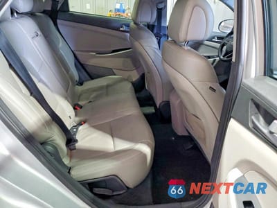 Zdjęcie 11 z 13 samochodu: 2017 HYUNDAI TUCSON SE VIN:KM8J33A47HU376323 - miniatura