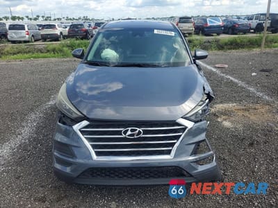 Piąte zdjęcie samochodu w środku: 2019 HYUNDAI TUCSON SE VIN:KM8J23A47KU897326 - miniatura