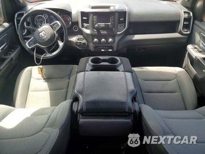 Zdjęcie 8 z 12 samochodu: 2022 RAM 1500 BIG HORN VIN:1C6RREBGXNN328886 - miniatura