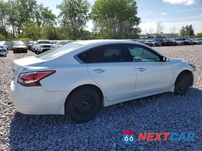 Trzecie zdjęcie samochodu z tyłu: 2014 NISSAN ALTIMA 2.5 S VIN:1N4AL3AP0EN210395 - miniatura