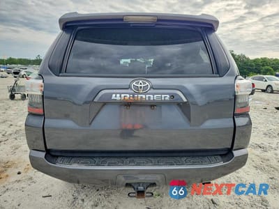 Zdjęcie 6 z 12 samochodu: 2014 TOYOTA 4RUNNER SR5 VIN:JTEZU5JR0E5080492 - miniatura