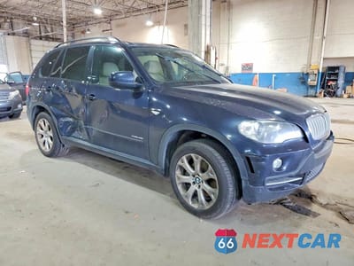 Czwarte zdjęcie samochodu z boku: 2010 BMW X5 XDRIVE48I VIN:5UXFE8C51AL312196 - miniatura