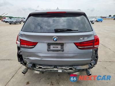Zdjęcie 6 z 13 samochodu: 2015 BMW X5 XDRIVE35I VIN:5UXKR0C5XF0P04641 - miniatura