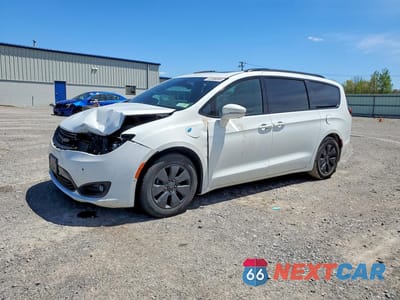 2019 CHRYSLER PACIFICA HYBRID LIMITED 2C4RC1N71KR657747 - główne zdjęcie licytacji z USA - miniatura