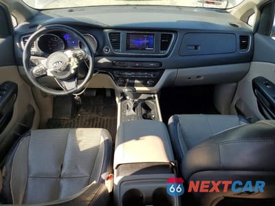 Zdjęcie 8 z 14 samochodu: 2016 KIA SEDONA LX VIN:KNDMB5C12G6210569 - miniatura