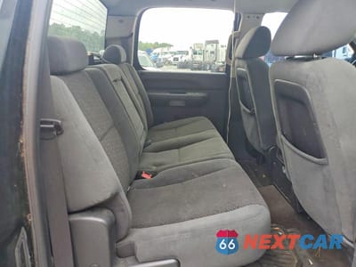 Zdjęcie 10 z 12 samochodu: 2007 CHEVROLET SILVERADO K2500 HEAVY DUTY VIN:1GCHK23K57F551375 - miniatura