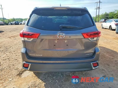 Zdjęcie 6 z 14 samochodu: 2019 TOYOTA HIGHLANDER LIMITED PLATINUM VIN:5TDYZRFHXKS308884 - miniatura