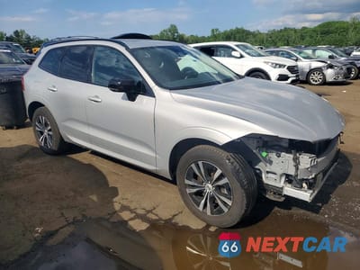 Czwarte zdjęcie samochodu z boku: 2024 VOLVO XC60 CORE VIN:YV4L12RK8R1933935 - miniatura