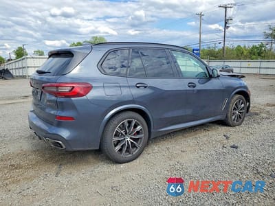 Trzecie zdjęcie samochodu z tyłu: 2022 BMW X5 M50I VIN:5UXJU4C0XN9J12186 - miniatura