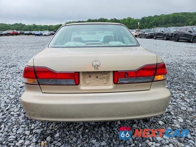 Zdjęcie 6 z 12 samochodu: 2002 HONDA ACCORD LX VIN:1HGCG564X2A090143 - miniatura