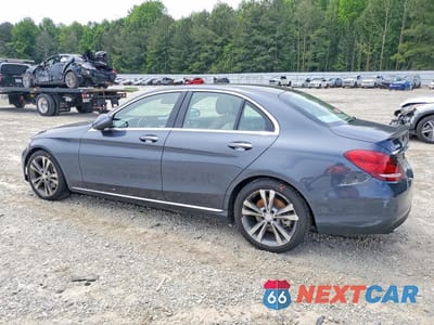 Drugie zdjęcie samochodu z przodu: 2016 MERCEDES-BENZ C 300 VIN:WDDWF4JB5GR173251 - miniatura