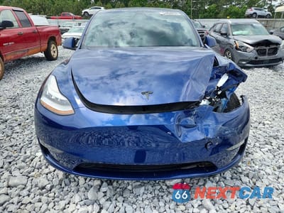 Piąte zdjęcie samochodu w środku: 2020 TESLA MODEL Y VIN:5YJYGDEF4LF009910 - miniatura