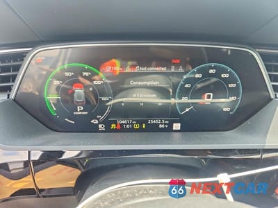 Zdjęcie 9 z 12 samochodu: 2019 AUDI E-TRON PRESTIGE VIN:WA1VABGE5KB022870 - miniatura