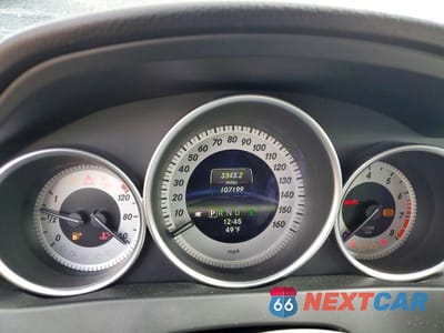 Zdjęcie 9 z 12 samochodu: 2013 MERCEDES-BENZ C 250 VIN:WDDGF4HBXDF973776 - miniatura