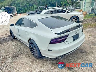 Trzecie zdjęcie samochodu z tyłu: 2012 AUDI A7 PRESTIGE VIN:WAU2GAFC3CN171244 - miniatura
