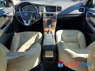Zdjęcie 8 z 13 samochodu: 2016 VOLVO S60 VIN:LYV402FM0GB099911 - miniatura