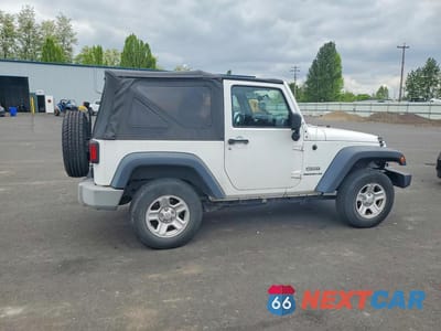 Trzecie zdjęcie samochodu z tyłu: 2014 JEEP WRANGLER SPORT VIN:1C4AJWAG2EL192382 - miniatura