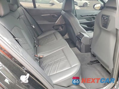 Zdjęcie 10 z 12 samochodu: 2025 BMW 530 I VIN:WBA43FJ00SCU24593 - miniatura