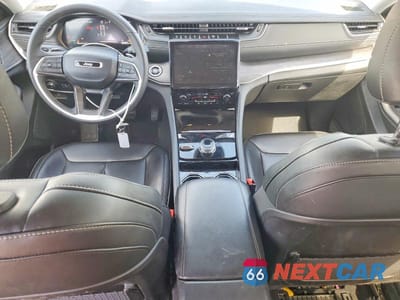 Zdjęcie 8 z 13 samochodu: 2023 JEEP GRAND CHEROKEE LIMITED VIN:1C4RJHBG1P8882563 - miniatura