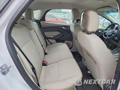 Zdjęcie 10 z 12 samochodu: 2016 FORD FOCUS SE VIN:1FADP3K20GL249698 - miniatura