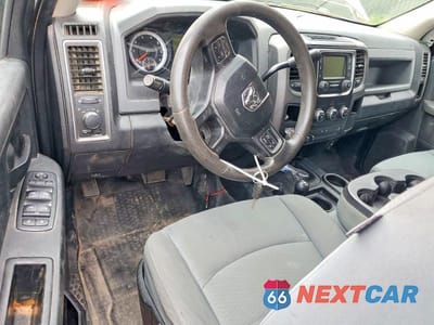 Zdjęcie 8 z 12 samochodu: 2013 RAM 2500 ST VIN:3C6TR5HT7DG530182 - miniatura